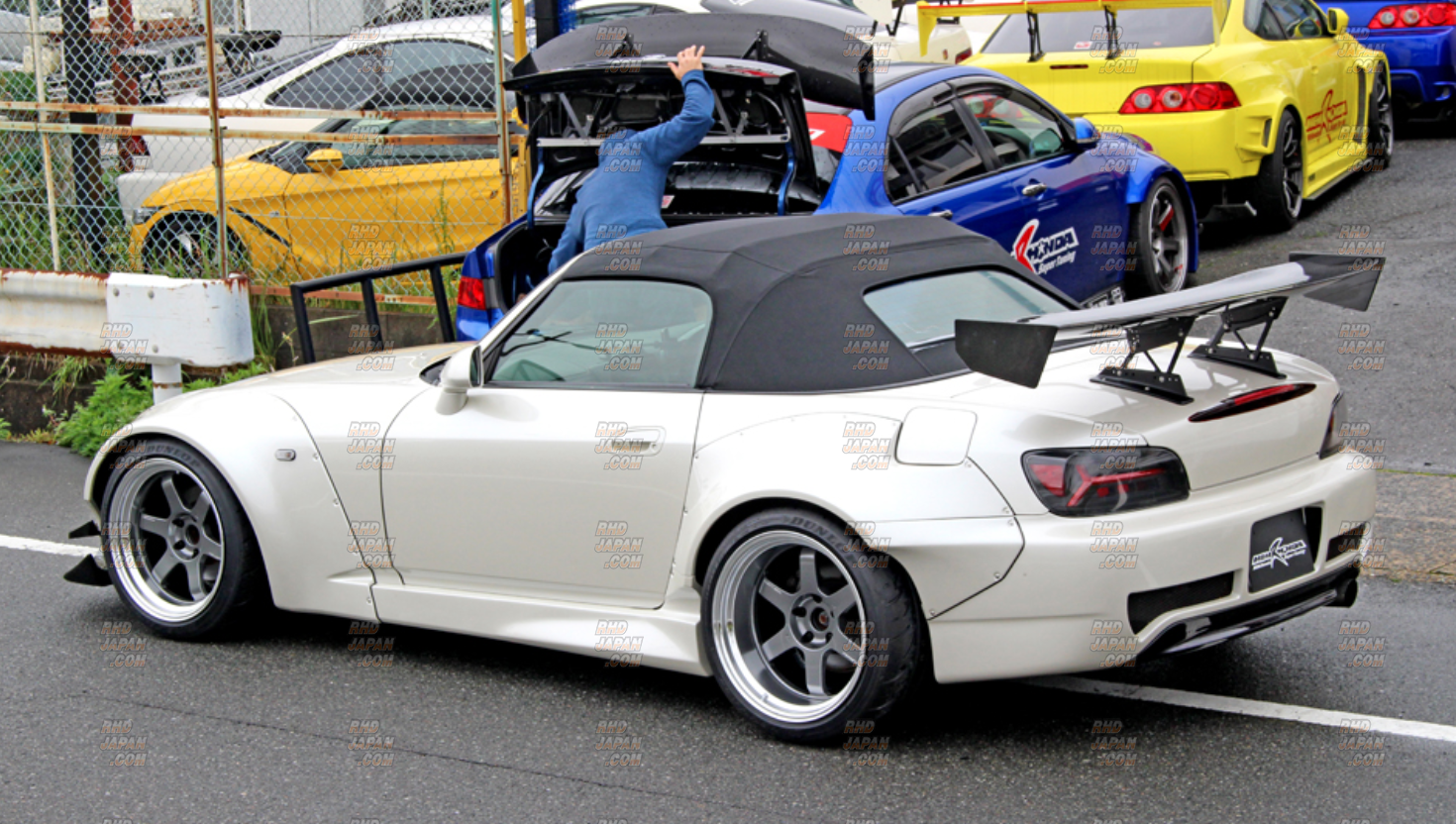 M&M Honda Hyper Wide Body Kit Type MR01 Model - S2000 AP1